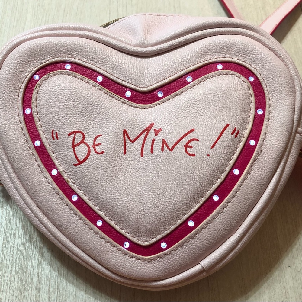 Betsey Johnson light up Be Mine crossbody